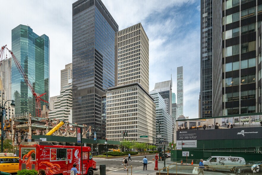 280 Park Ave, New York, NY à louer - Photo de l’immeuble – Image 2 sur 9