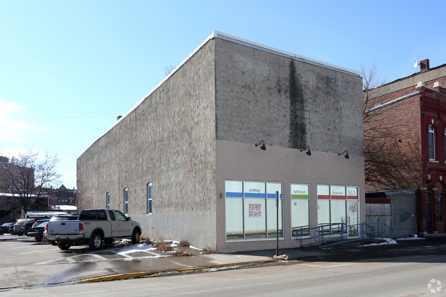 3 Property Portfolio - Winona, Wi portefeuille de 2 biens à vendre sur LoopNet.fr - Photo principale – Image 2 sur 79