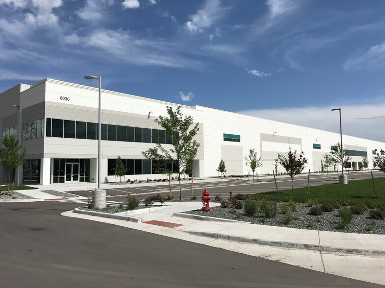 6030 Washington St, Denver, CO à louer - Photo de l’immeuble – Image 2 sur 5