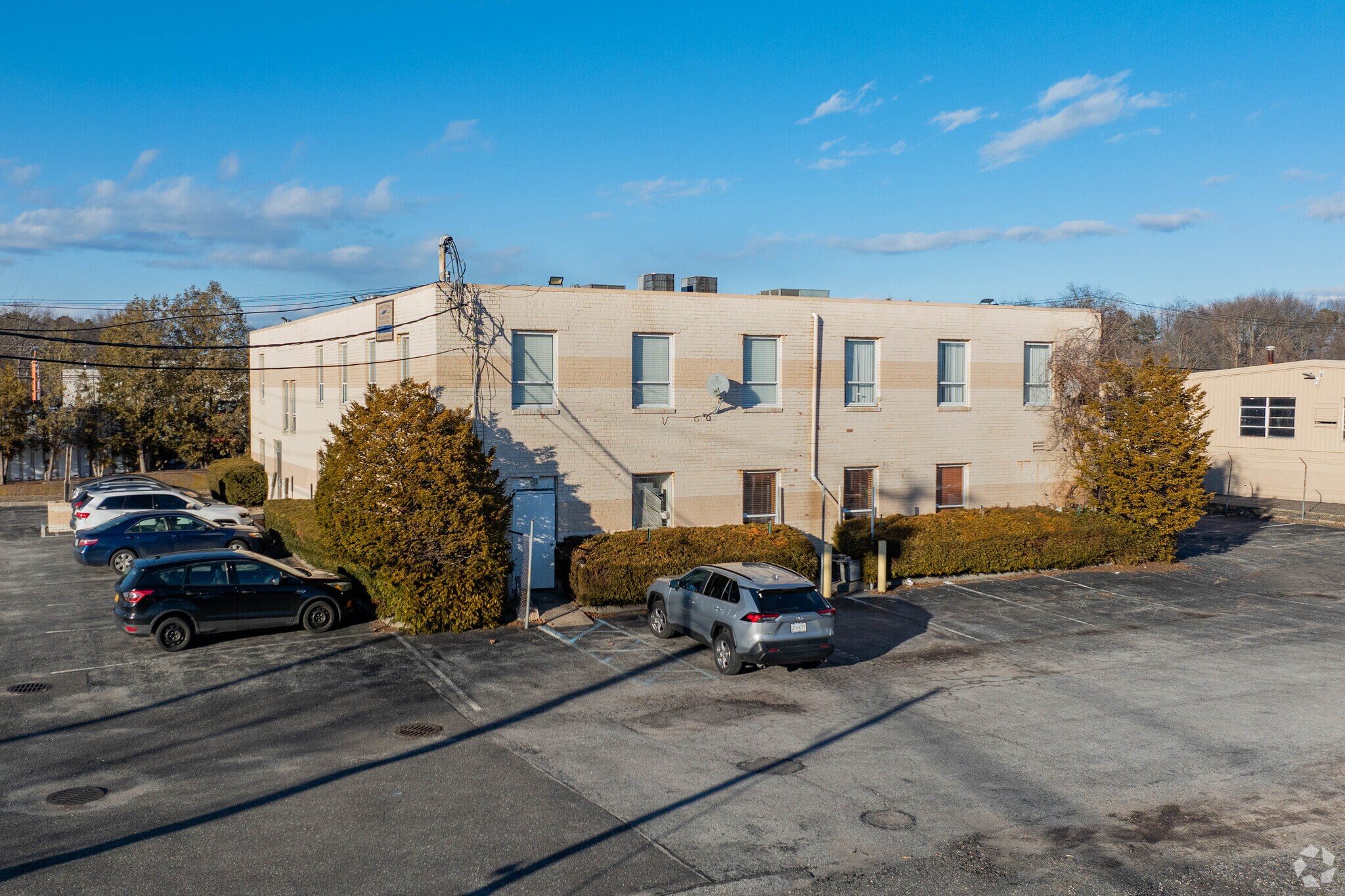 1615 Ninth Ave, Bohemia, NY à vendre Photo principale– Image 1 sur 12