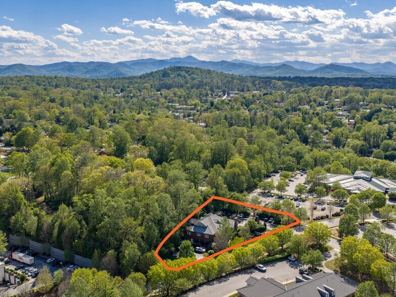 4 Medical Park Dr, Asheville, NC à vendre - Photo de l’immeuble – Image 3 sur 24