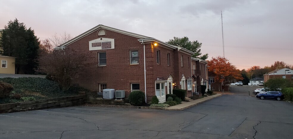 20 John Marshall St, Warrenton, VA à louer - Photo principale – Image 1 sur 4
