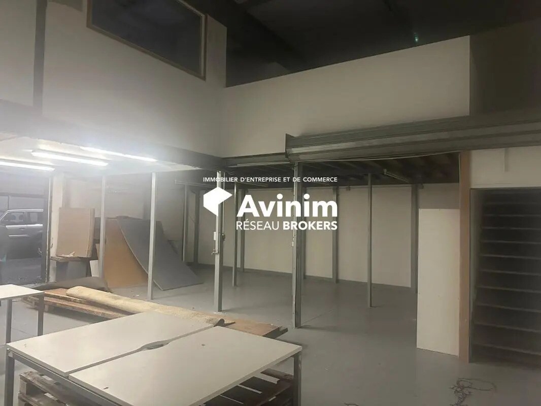 Industriel/Logistique dans Eaubonne à louer Photo intérieure– Image 1 sur 7