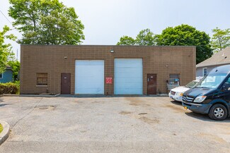 Plus de détails pour 39 Maple Pl, Amityville, NY - Industriel/Logistique à vendre