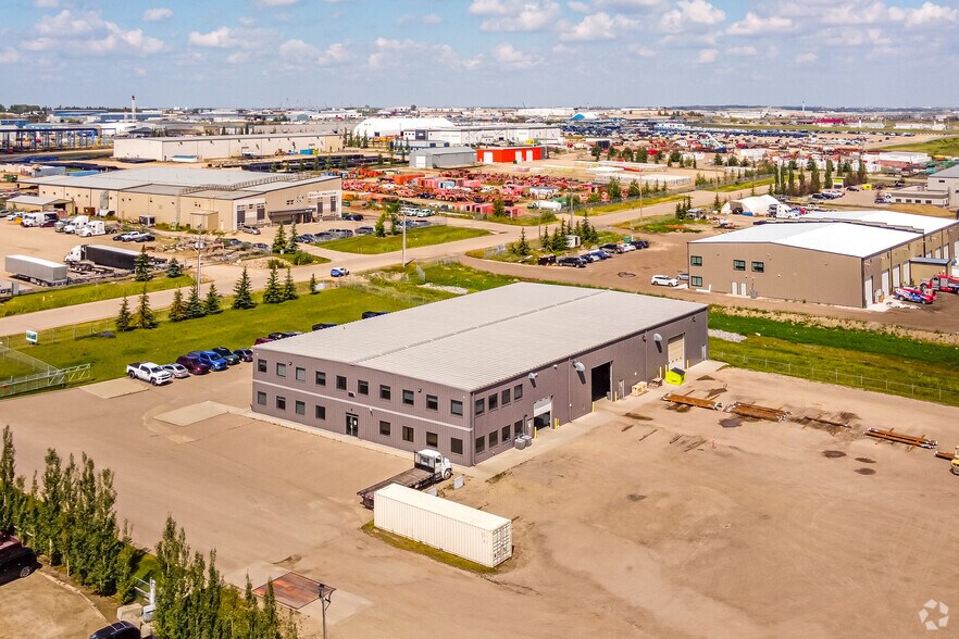 1605 13th St, Leduc, AB à louer - Aérien – Image 2 sur 2