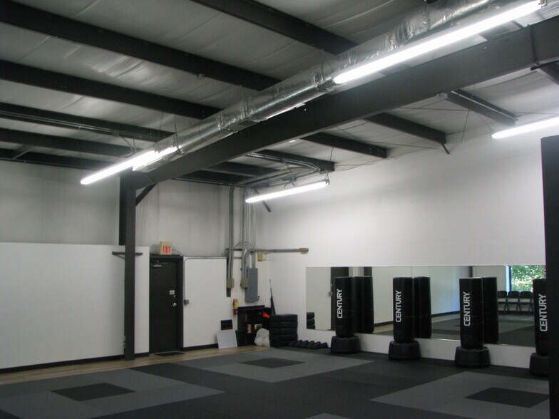 3600 Velp Ave, Howard, WI à louer - Photo intérieure – Image 2 sur 9