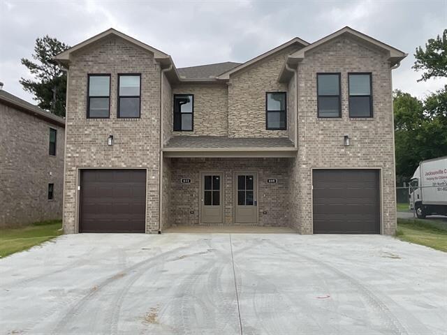 409 & 411 E Center St, Jacksonville, AR à vendre - Photo principale – Image 1 sur 2