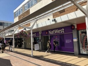 North Walk, Yate à louer Photo de l’immeuble– Image 1 sur 2