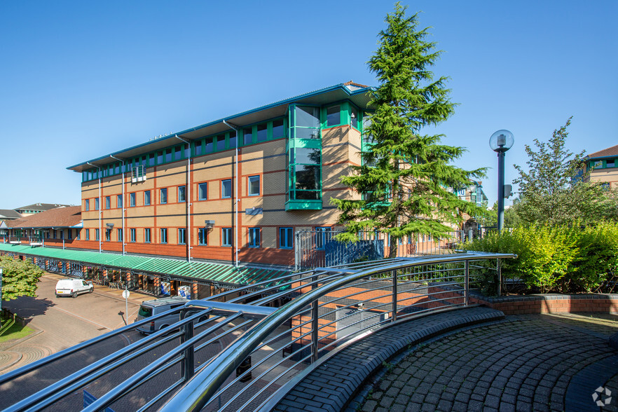 Waterfront E, Brierley Hill à louer - Photo principale – Image 1 sur 6
