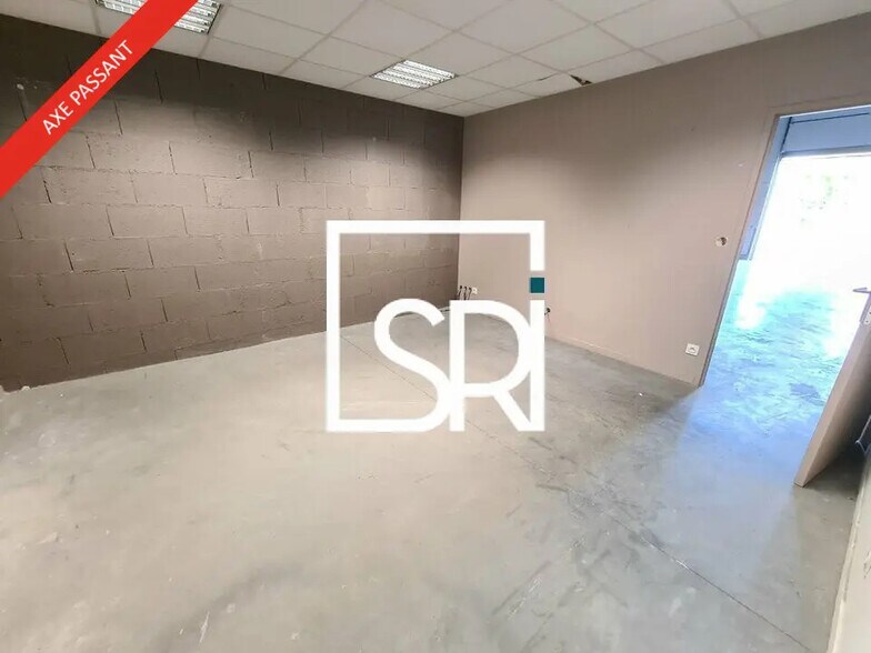 Local commercial dans Cournon-d'Auvergne à louer - Photo intérieure – Image 2 sur 12