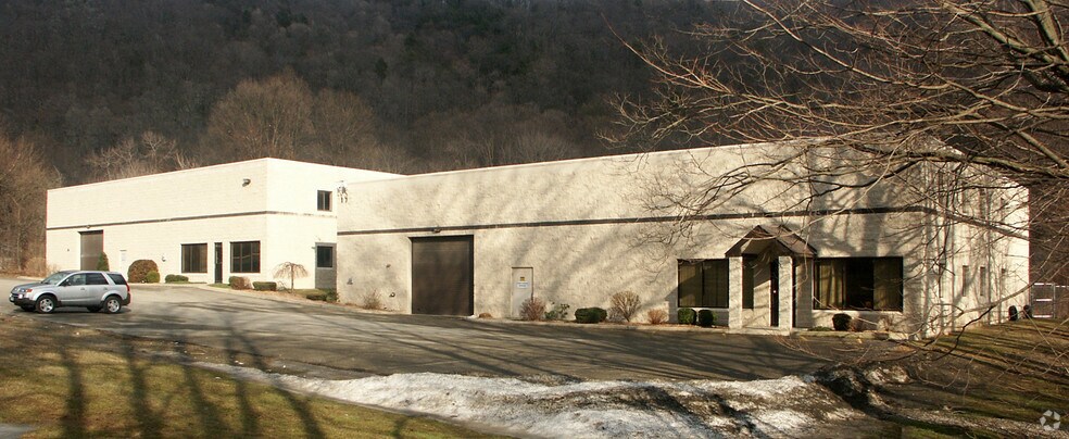38 Route 9, Fishkill, NY à louer - Photo de l’immeuble – Image 2 sur 5