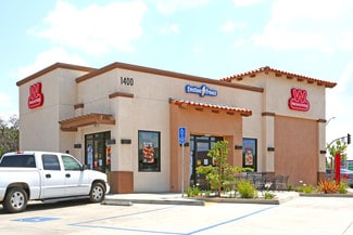 Plus de détails pour 1400 E Noble Ave, Visalia, CA - Local commercial à vendre