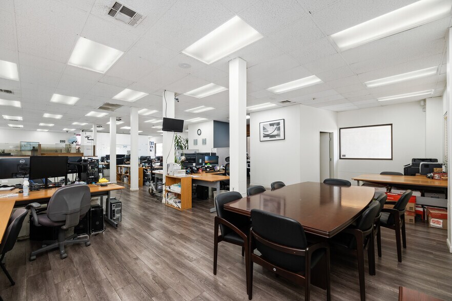 12366 Firestone Blvd, Norwalk, CA à vendre - Photo intérieure – Image 2 sur 29