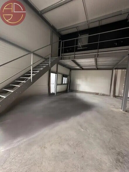 Industriel/Logistique dans Rouffiac-Tolosan à louer - Photo de l’immeuble – Image 3 sur 6