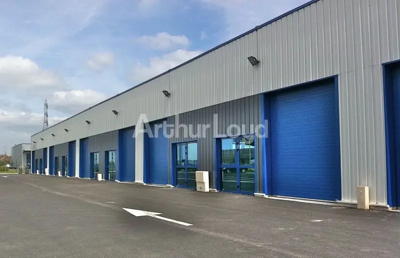 Local d’activités dans Anzin à louer - Photo de l’immeuble – Image 1 sur 5