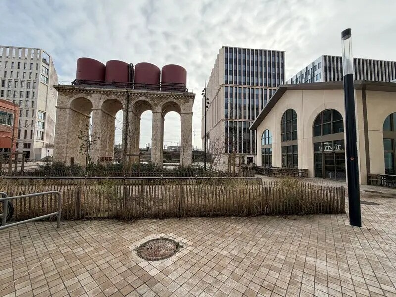 Bureau dans Bordeaux à louer Photo de l’immeuble– Image 1 sur 12