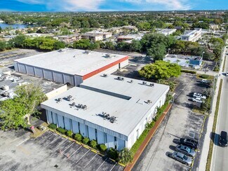 Plus de détails pour 1900 N University Dr, Pembroke Pines, FL - Bureau à louer