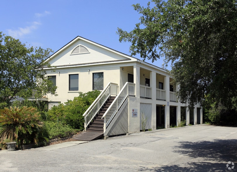 975 Morrison Dr, Charleston, SC à louer - Photo principale – Image 1 sur 4