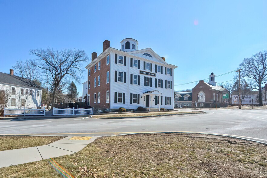 25 Grafton, Grafton, MA à vendre - Photo de l’immeuble – Image 2 sur 34
