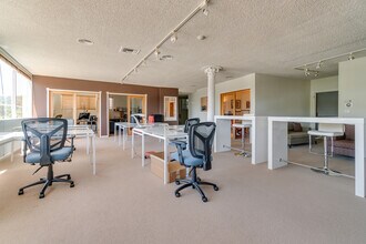 110-112 Spaulding St, San Anselmo, CA à louer Photo intérieure– Image 1 sur 10