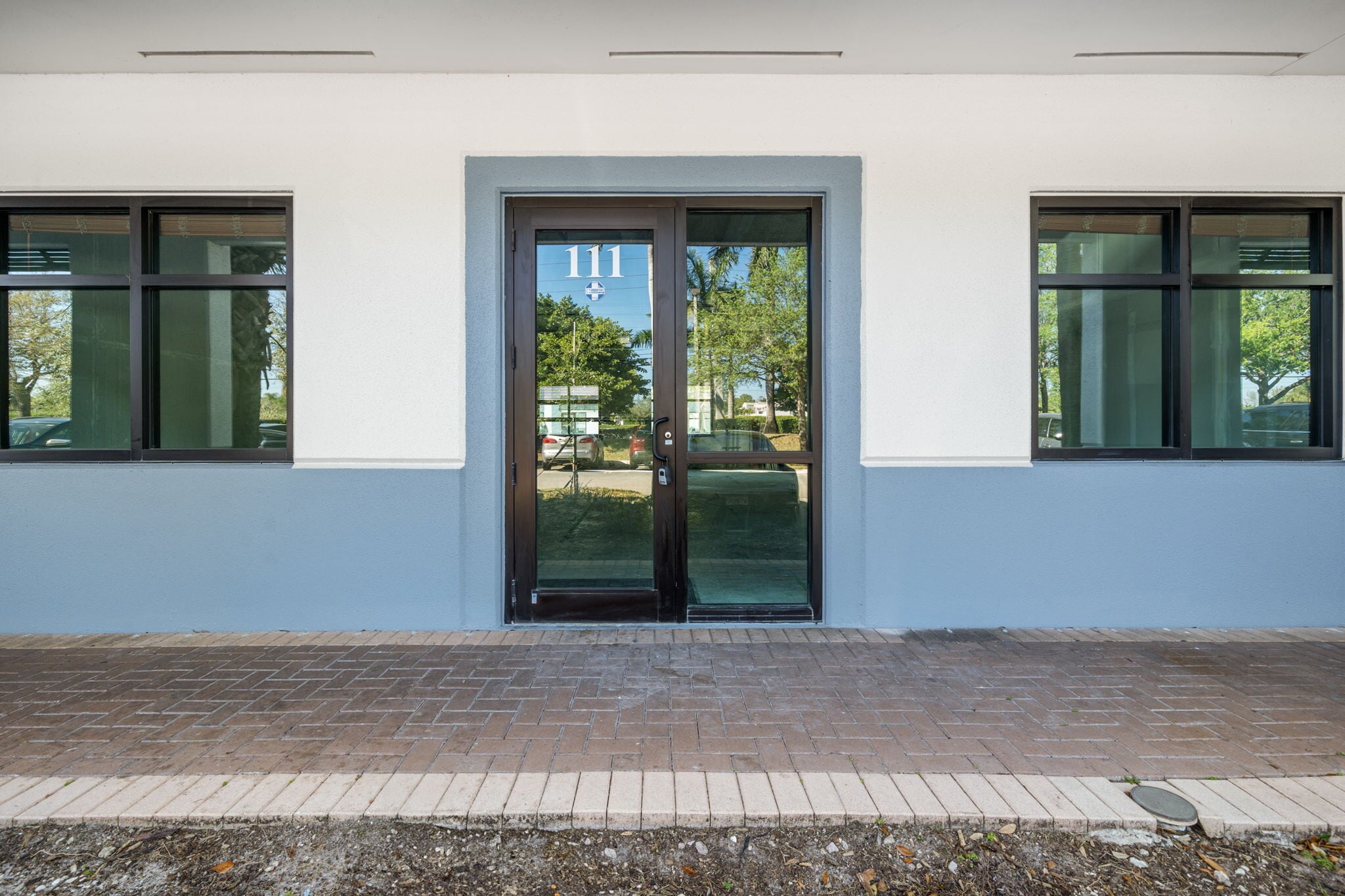 9100 Belvedere Rd, Royal Palm Beach, FL à louer Photo de l’immeuble– Image 1 sur 9