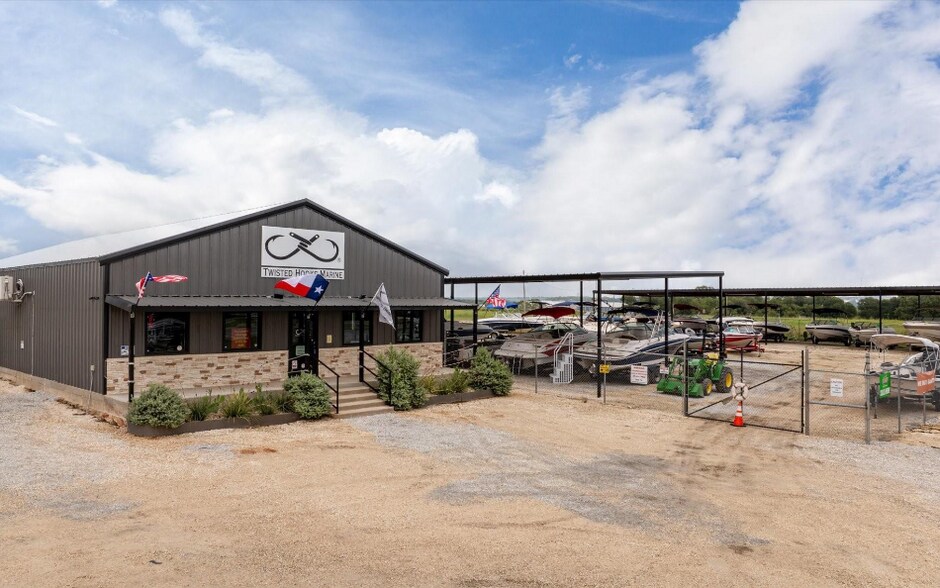 7730 E US Highway 377, Cresson, TX à vendre - Photo de l’immeuble – Image 2 sur 40