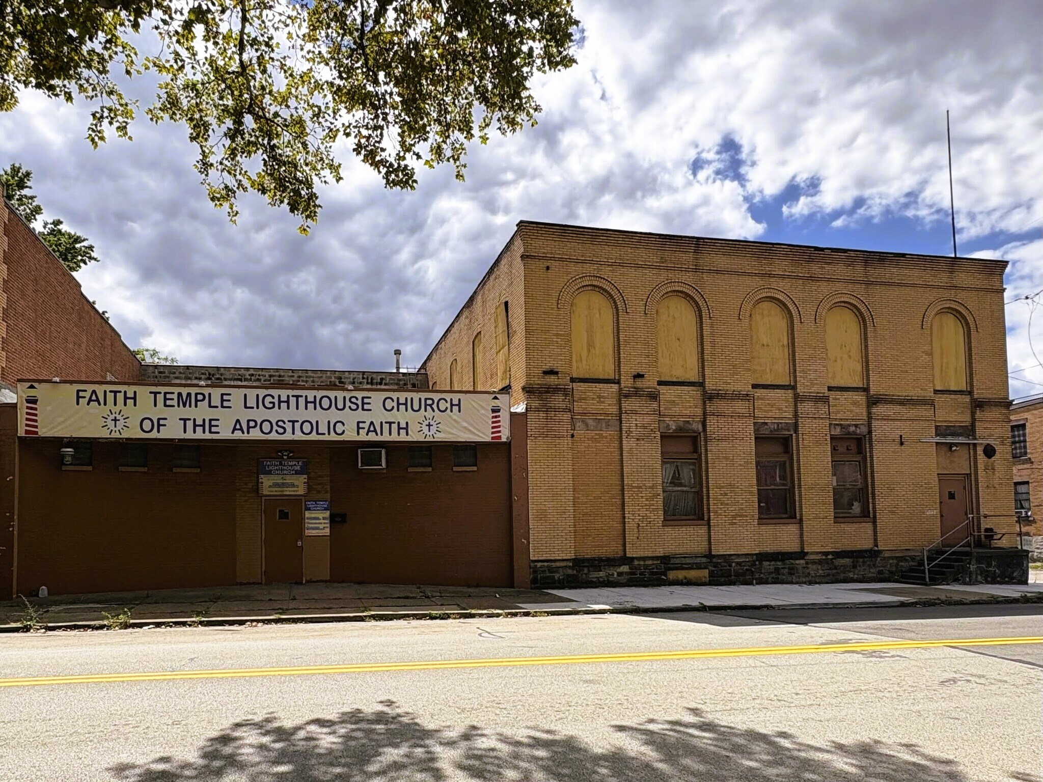 7002 Bennett St, Pittsburgh, PA à vendre Photo principale– Image 1 sur 7