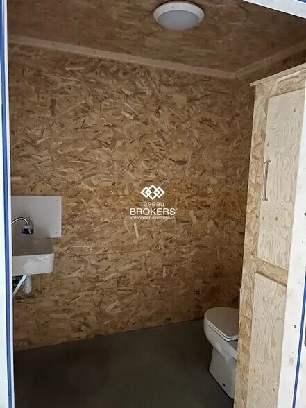 Local d’activités dans Vertou à louer - Photo de l’immeuble – Image 3 sur 4