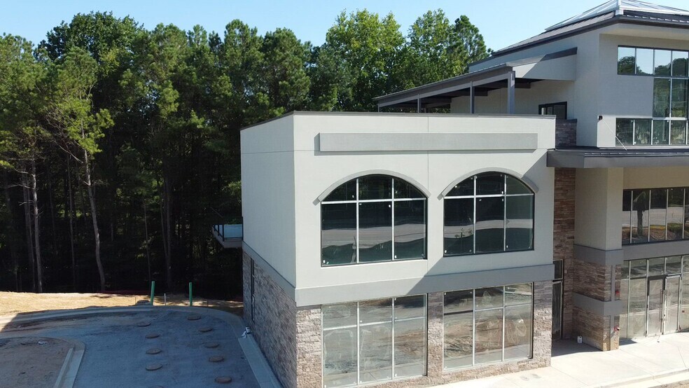 4560 Satellite Blvd, Duluth, GA à louer - Vidéo sur l’annonce professionnelle – Image 2 sur 7