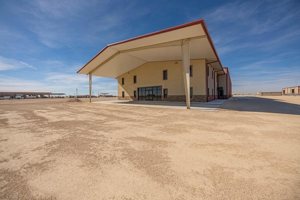 14761 W I-20, Odessa, TX à louer Photo de l’immeuble– Image 1 sur 69
