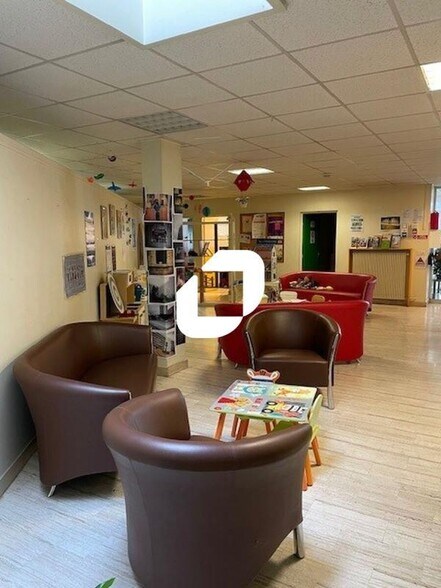 1 Avenue Georges Duhamel, Créteil à vendre - Photo de l’immeuble – Image 3 sur 5
