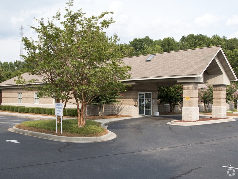 1840 Pineview Dr, Columbia, SC à vendre - Photo principale – Image 2 sur 5
