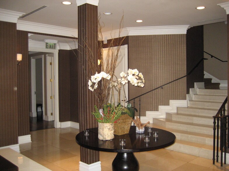 444 N Camden Dr, Beverly Hills, CA à louer - Photo intérieure – Image 2 sur 8