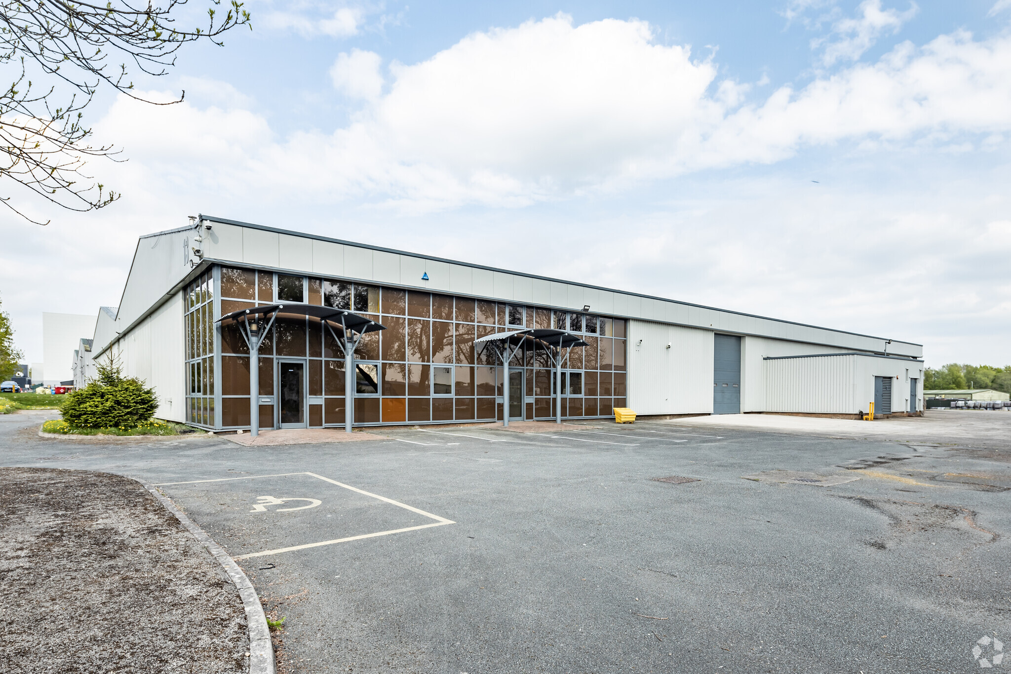 Abenbury Way, Wrexham à louer Photo de l’immeuble– Image 1 sur 27