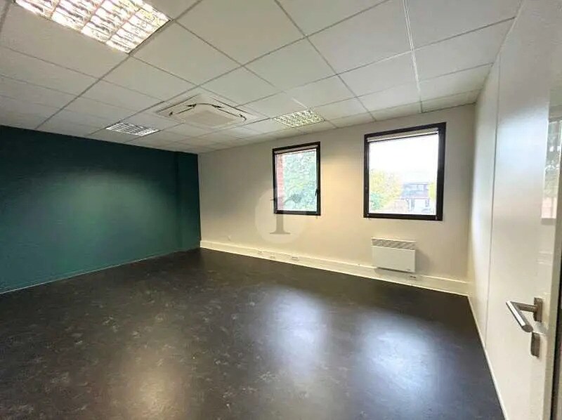 Bureau dans Wambrechies à louer Photo intérieure– Image 1 sur 6