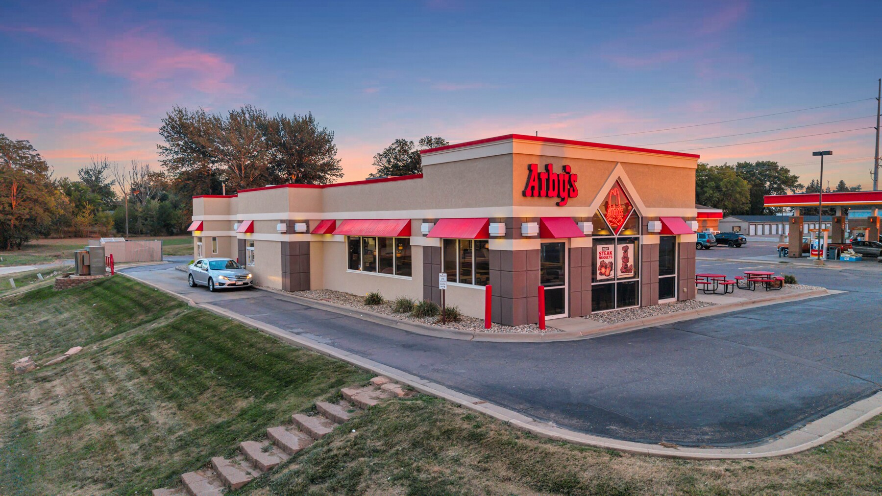 5050 N Cliff Ave, Sioux Falls, SD à vendre Photo principale– Image 1 sur 8