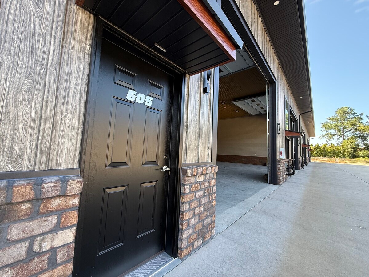 144 McCrary Rd, Mooresville, NC 28117 - Lot 605 - - Photo intérieure - Image 1 of 4