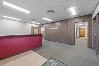 2161-2181 Chamber Center Dr, Fort Mitchell, KY à louer Photo intérieure– Image 1 sur 19