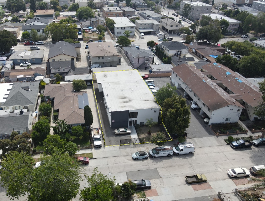6722 Troost Ave, North Hollywood, CA à vendre Photo principale– Image 1 sur 16