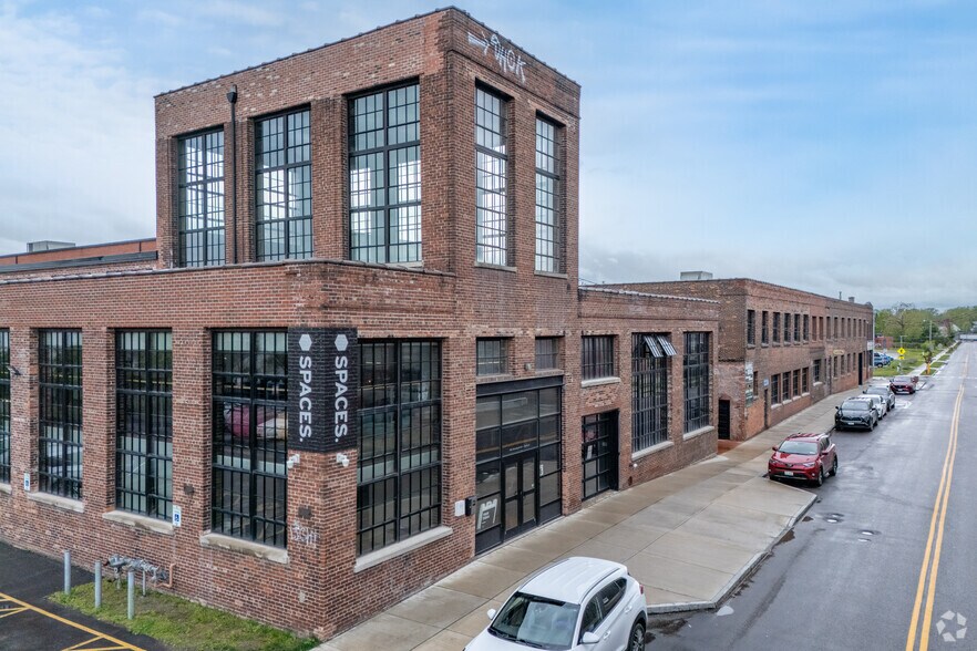 155 Chandler St, Buffalo, NY à louer - Photo de l’immeuble – Image 3 sur 26