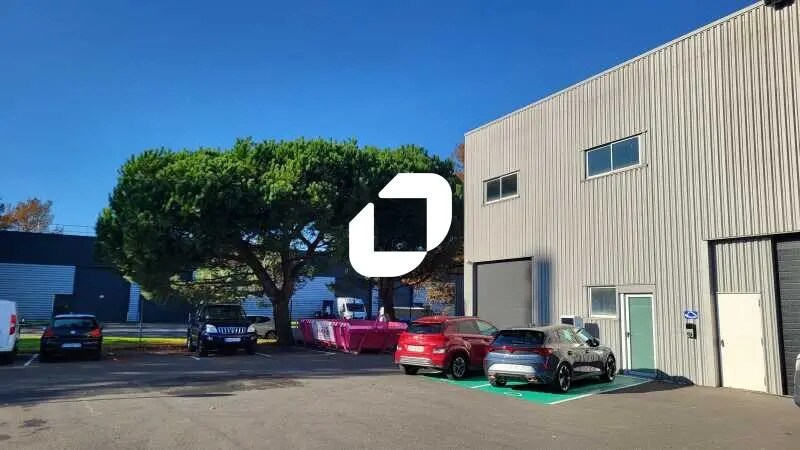 Local d’activités dans Canéjan à louer - Photo de l’immeuble – Image 2 sur 15