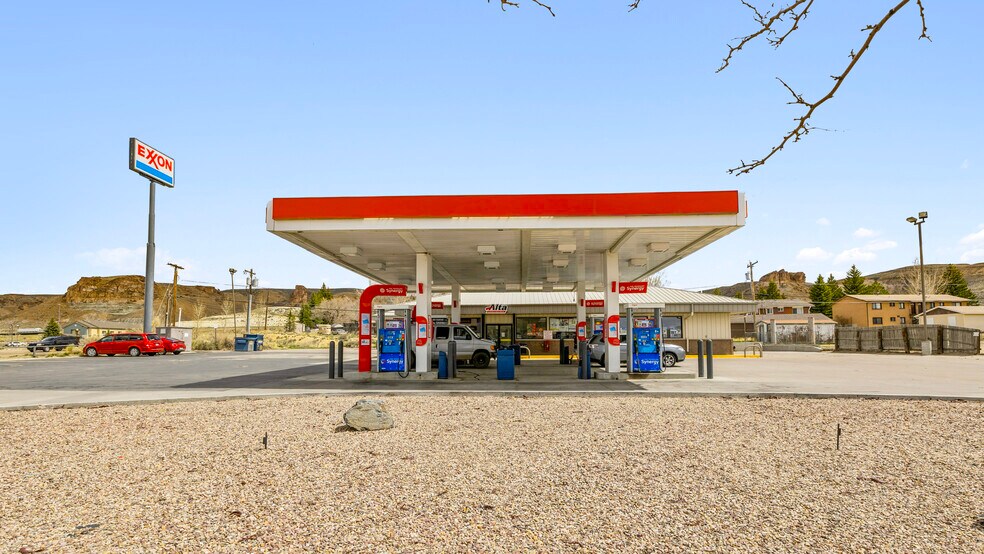 1050 W Flaming Gorge Way, Green River, WY à vendre - Photo de l’immeuble – Image 2 sur 3
