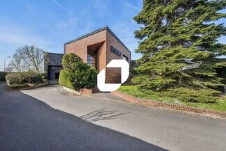 Plus de détails pour Bureau, Local d'activités à louer