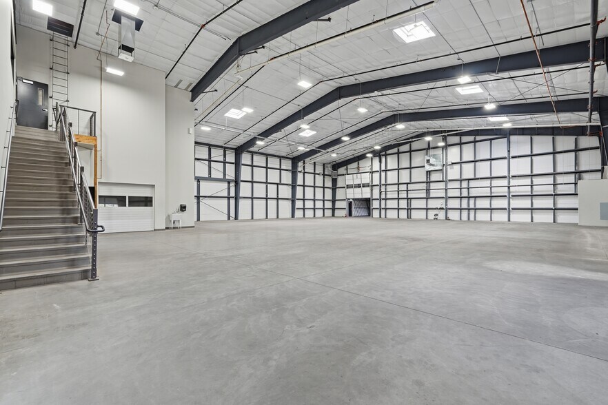 1675 Las Colonias Dr, Grand Junction, CO à louer - Photo de l’immeuble – Image 2 sur 24