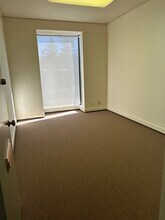 1200 Mt Diablo Blvd, Walnut Creek, CA à louer Photo intérieure– Image 1 sur 4