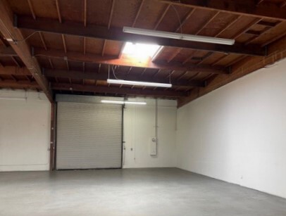 2412 Gundry Ave, Signal Hill, CA à louer - Photo intérieure – Image 3 sur 3