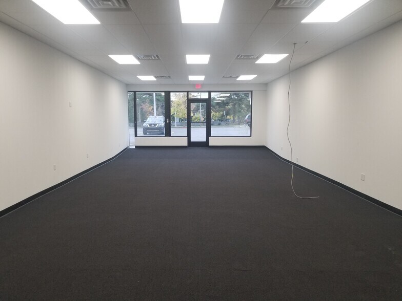 1000 Portage Rd, Niagara Falls, NY à louer - Photo intérieure – Image 3 sur 13