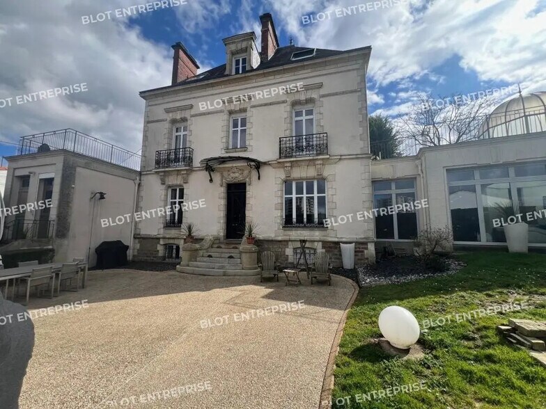 21 Rue De La Libération, Saint-Sébastien-sur-Loire à vendre - Photo de l’immeuble – Image 1 sur 15