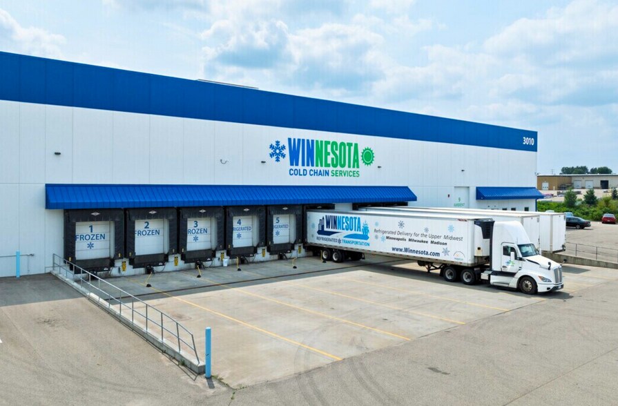 3010 Enloe St, Hudson, WI à louer - Photo de l’immeuble – Image 2 sur 5