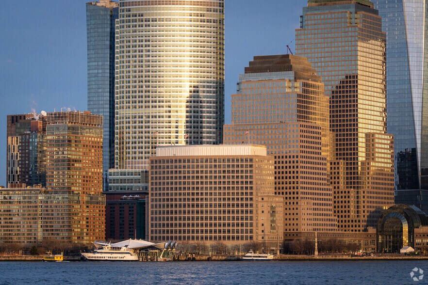 300 Vesey St, New York, NY à louer - Photo de l’immeuble – Image 2 sur 6